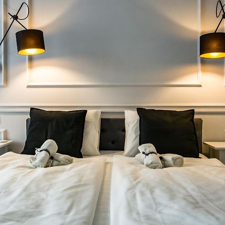 Wilson'S Oktogon Square Suite Apartment บูดาเปสต์ ภายนอก รูปภาพ