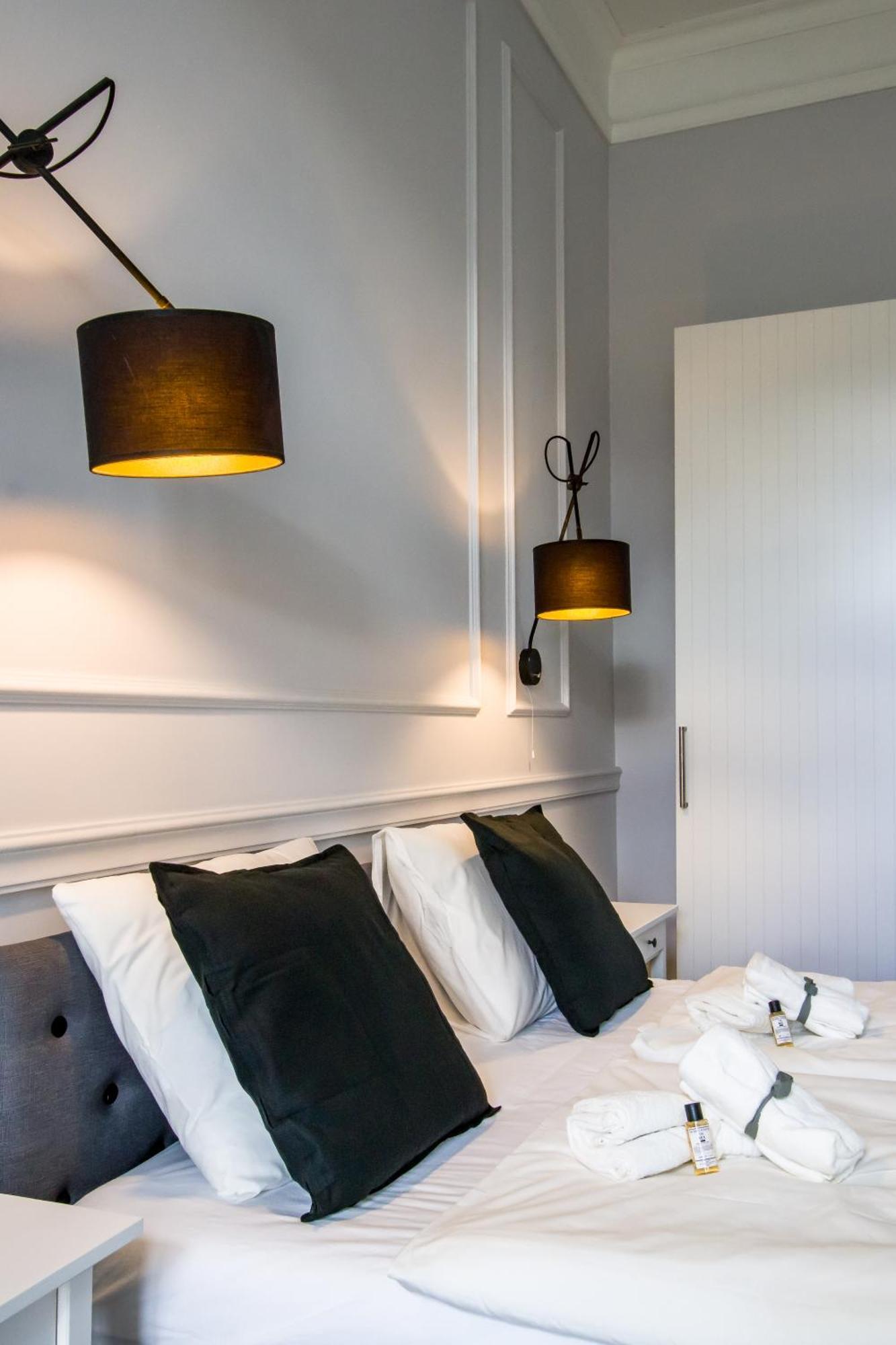 Wilson'S Oktogon Square Suite Apartment บูดาเปสต์ ภายนอก รูปภาพ